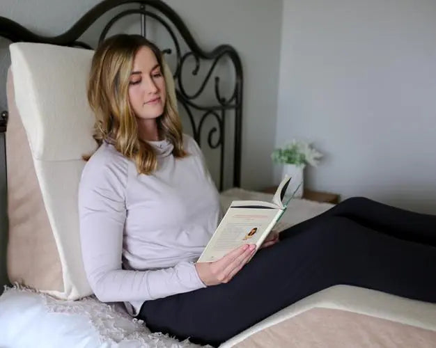 How to Pick Out a Reading Wedge Pillow 