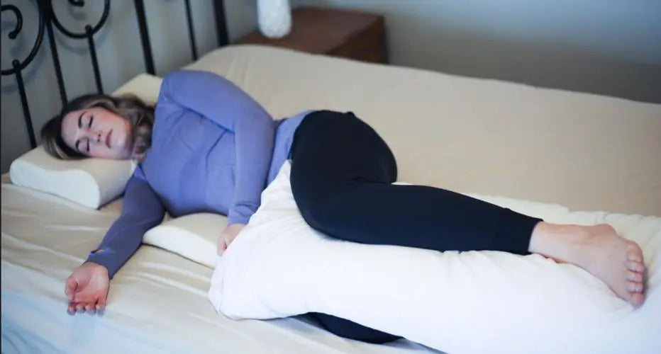 A Sciatica Pillow That Helps You Sleep Comfortably 
